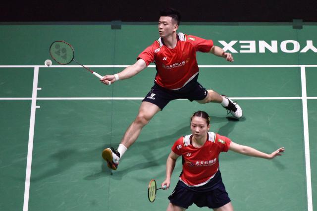 九游正版官网-“雅思”“凡尘”继续领跑混双女双 国羽男双杀入前五